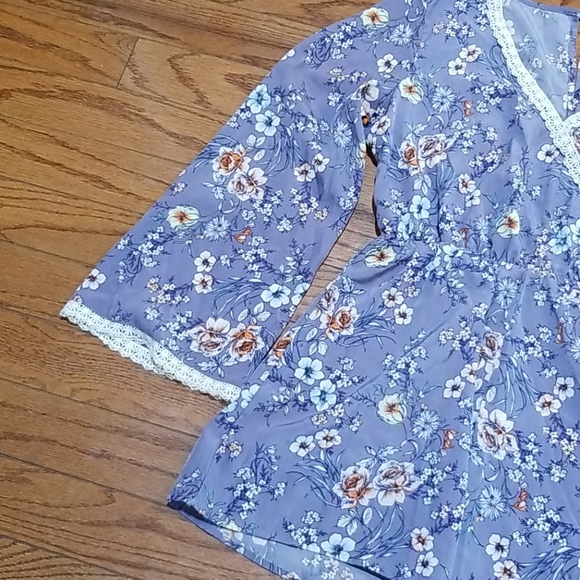 Romper - Picture 3 of 8